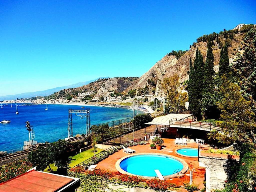 Beach Apartment ตาออร์มินา ภายนอก รูปภาพ
